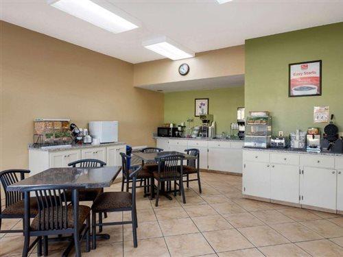 Hotel Econo - Kansas South 2*